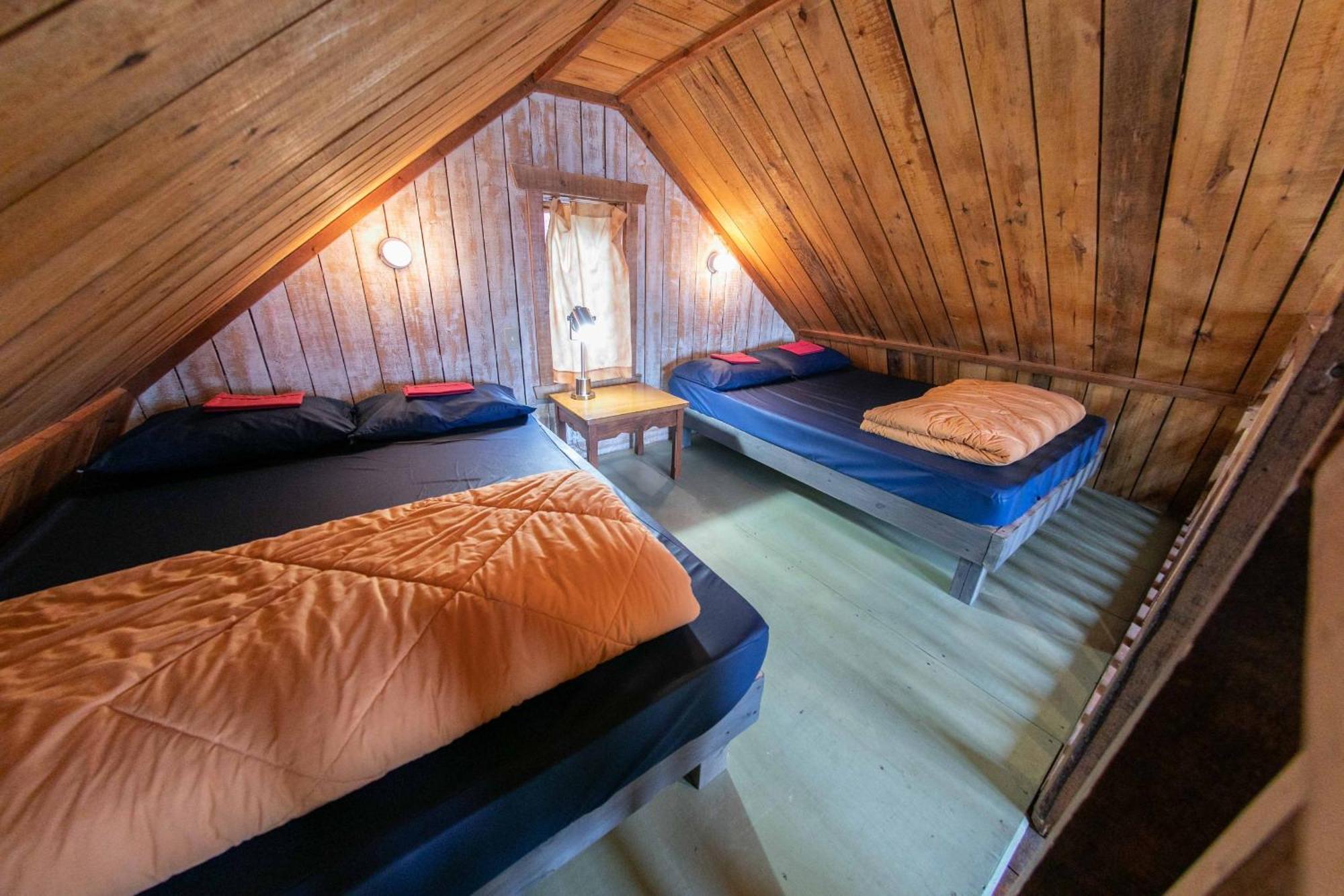 Auberge Festive Sea Shack Sainte Anne-des-Chênes Dış mekan fotoğraf