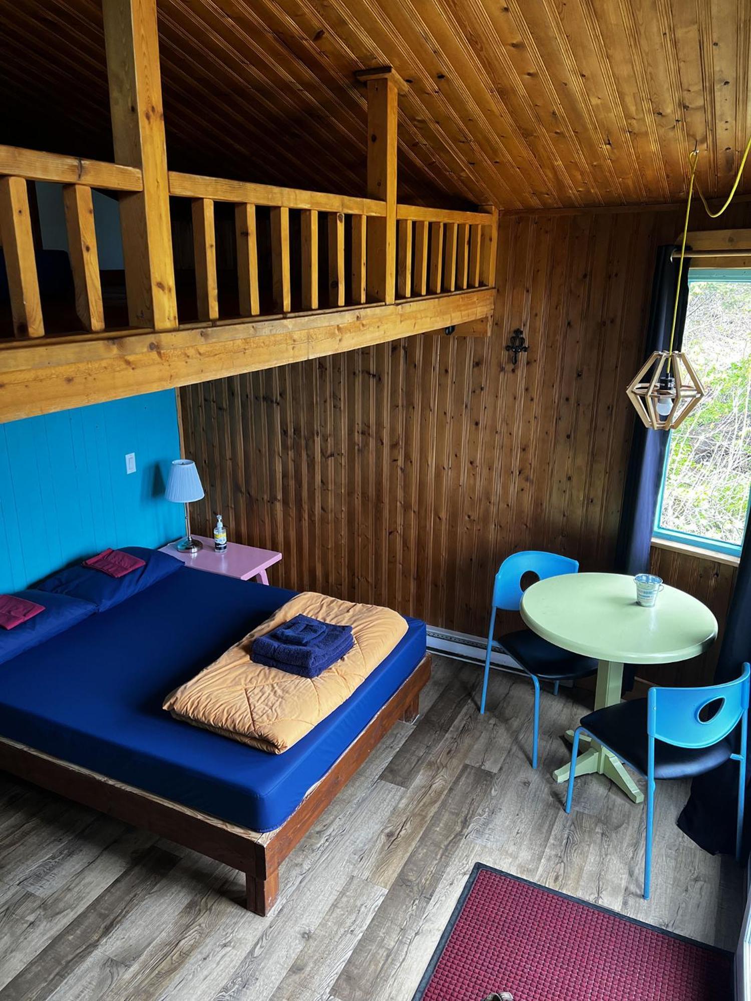 Auberge Festive Sea Shack Sainte Anne-des-Chênes Dış mekan fotoğraf
